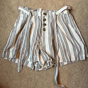 American eagle striped shorts size medium